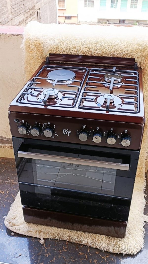 BJ COOKER(BLACK) with Electric oven and grill 60cmx60cm WITH Turbo FAN. @34,500. ▪️3 gas+1 hot plate