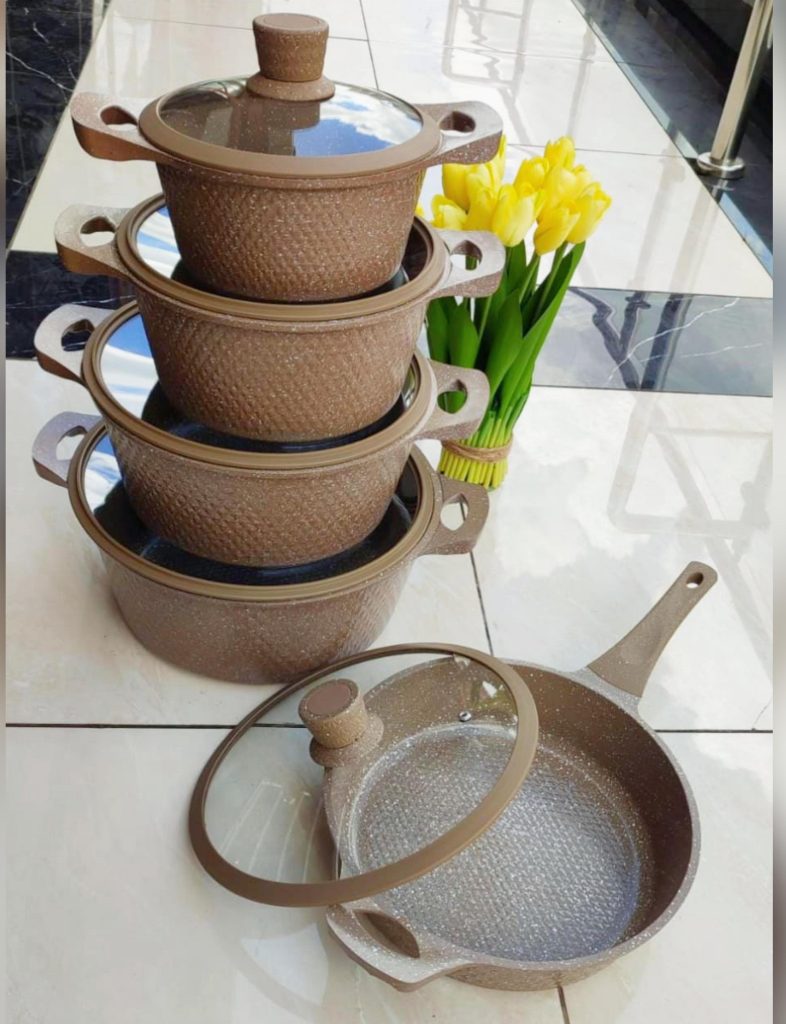 Bosch 11pc Cookware with Silicone Lid Covers