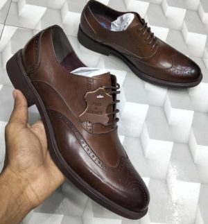 Brown Mens Oxford Premium Leather Laced Up Shoes in Kenya from WanjaMall